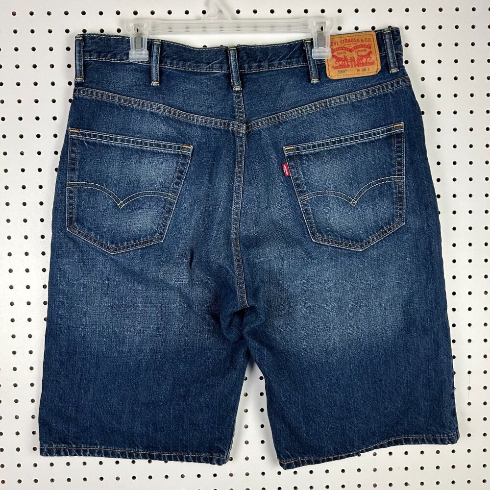 Levi's 569 Denim Blue Jean Shorts Size 38 Medium Wash Classic Cut Honey Comb Y2K